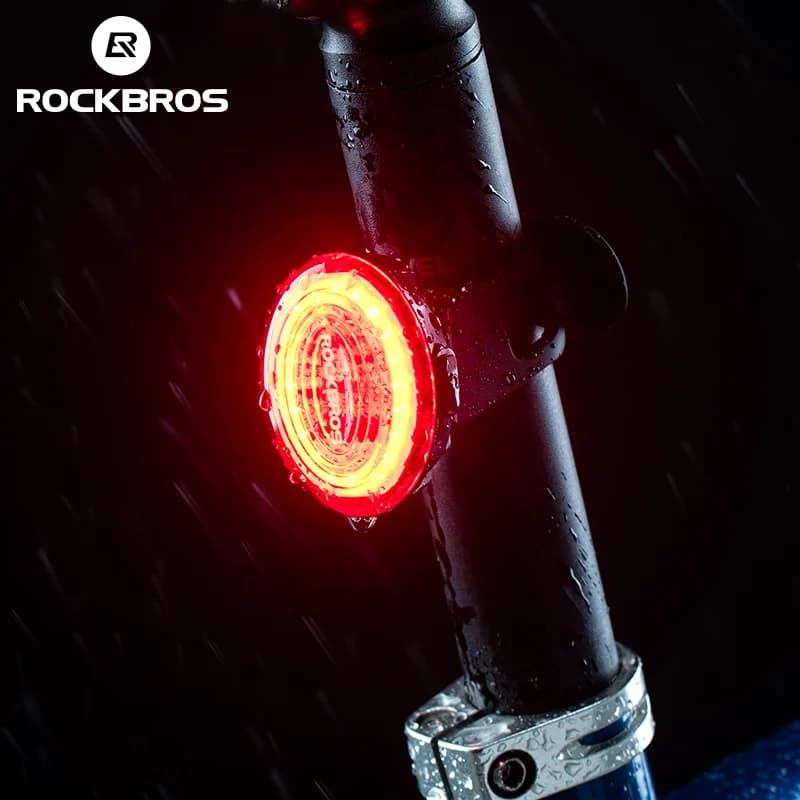 Luz Traseira de Bicicleta Recarregável com Sensor Inteligente de Freio